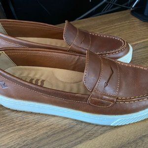 Sperry Anchor Plushwave Leather Penny Loafer